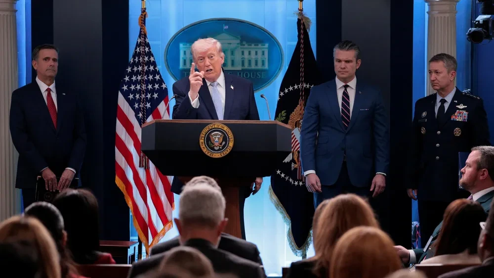 Trump droht, den Iran "vielleicht schon am Dienstag" auszuschalten