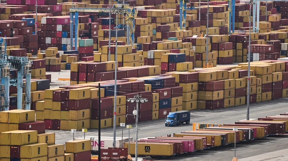 EU-Parlament will US-Handelsdeal wegen neuer Zolldrohungen pausieren