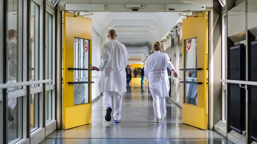 Opposition und Krankenkassen kritisieren Gesundheitsreform