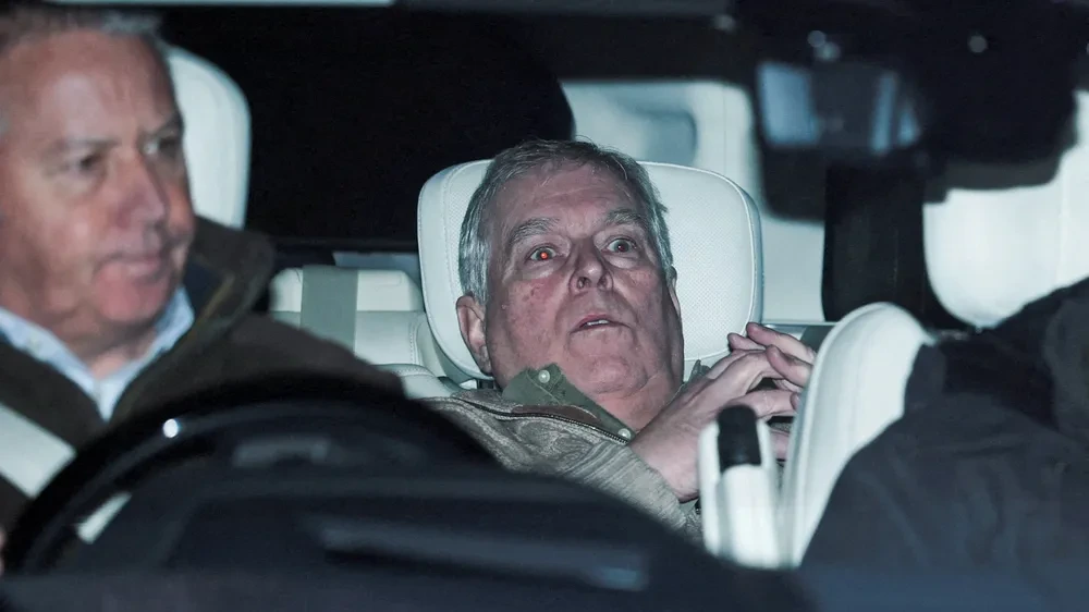 Andrew Mountbatten Windsor ist wieder auf freiem Fuß