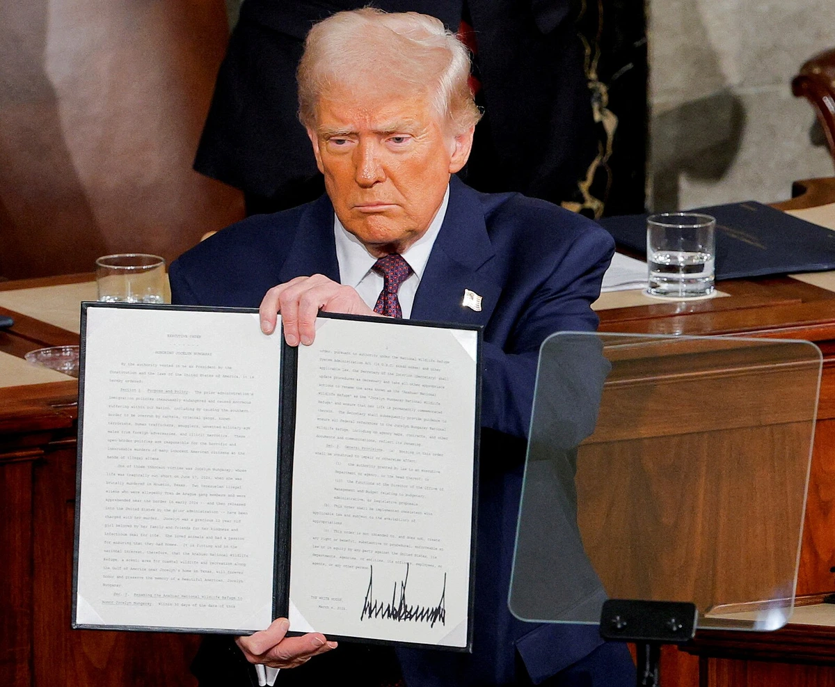 Kongres schválil dodatečných 70 miliard dolarů na Trumpovy deportace