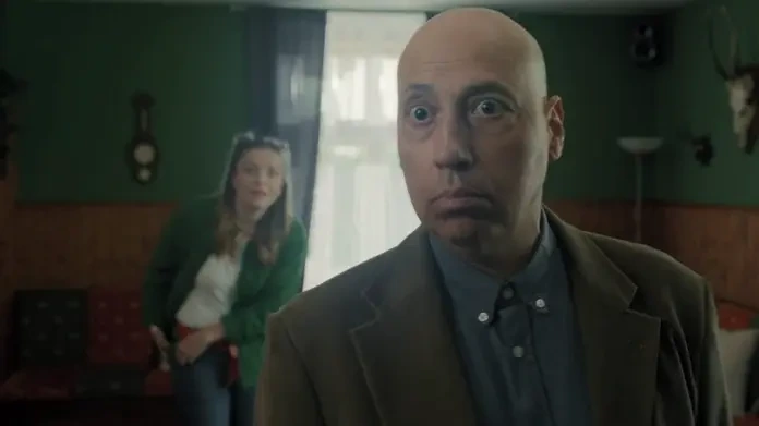Miroslav Krobot zve v novém filmu do omšelého hotelu. A posílá zprávu o stavu Země - Novinky