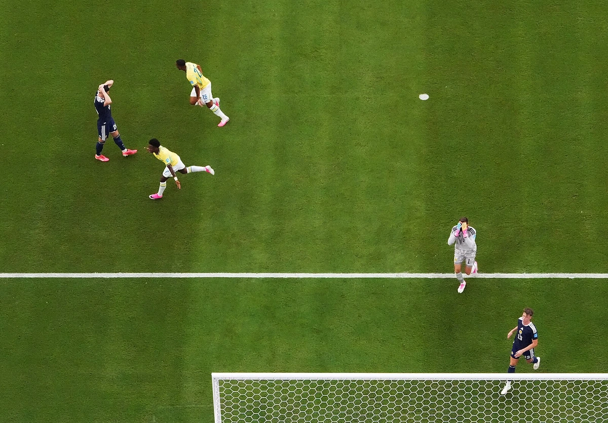 ONLINE: Skotsko - Brazílie 0:1, druhý Viníciův gól odvolává VAR
