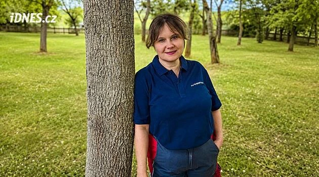 Žena u těžkých strojů: příběh z výroby, který bourá stereotypy