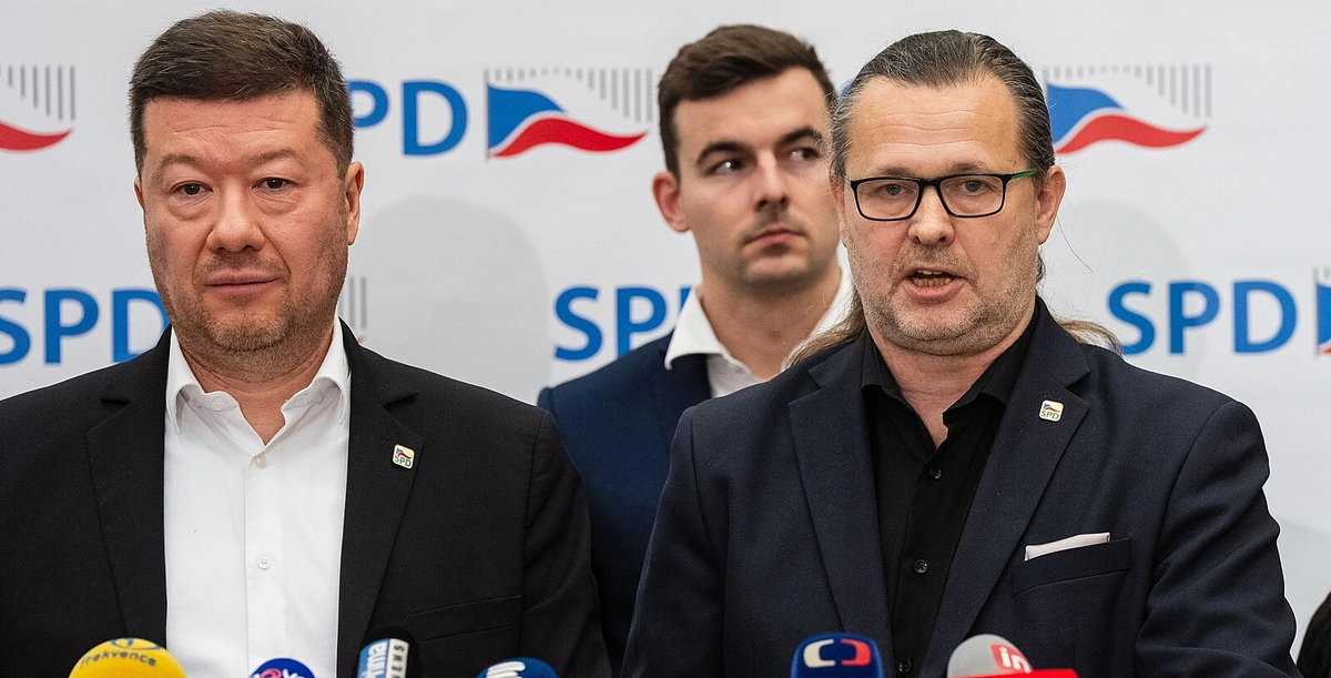 SPD jsou rebelové na klíček. Plamenně se rozhořčují, ale z vlády nikdy neodejdou