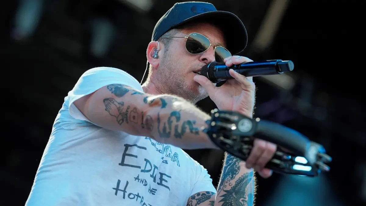 RECENZE: OneRepublic je jen krycí jméno pro zpěváka Ryana Teddera. V Praze to byla jeho show - Novinky