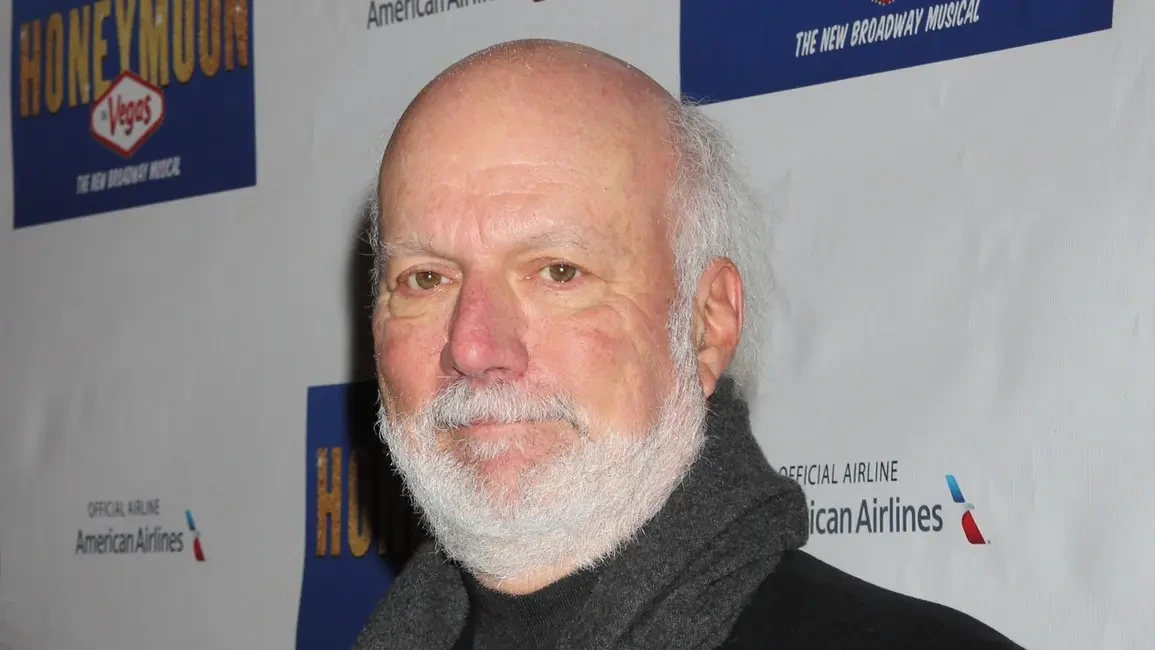 Zemřel James Burrows - Novinky