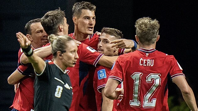 ONLINE: Česko - JAR 1:0, rychlý gól Sadílka, po změně stran v šancích Darida a Schick