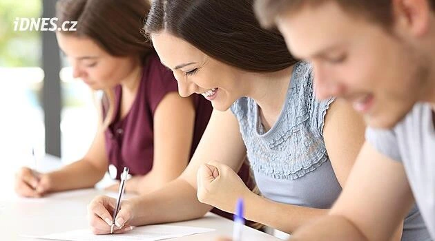 Školkovné a sleva na studenta se mají vrátit. Od kdy a v jaké výši?