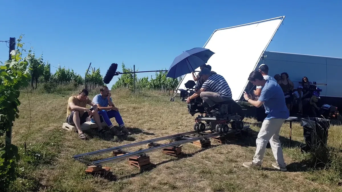 Na rozpálené Pálavě se točí čtvrtá část filmové série Bobule