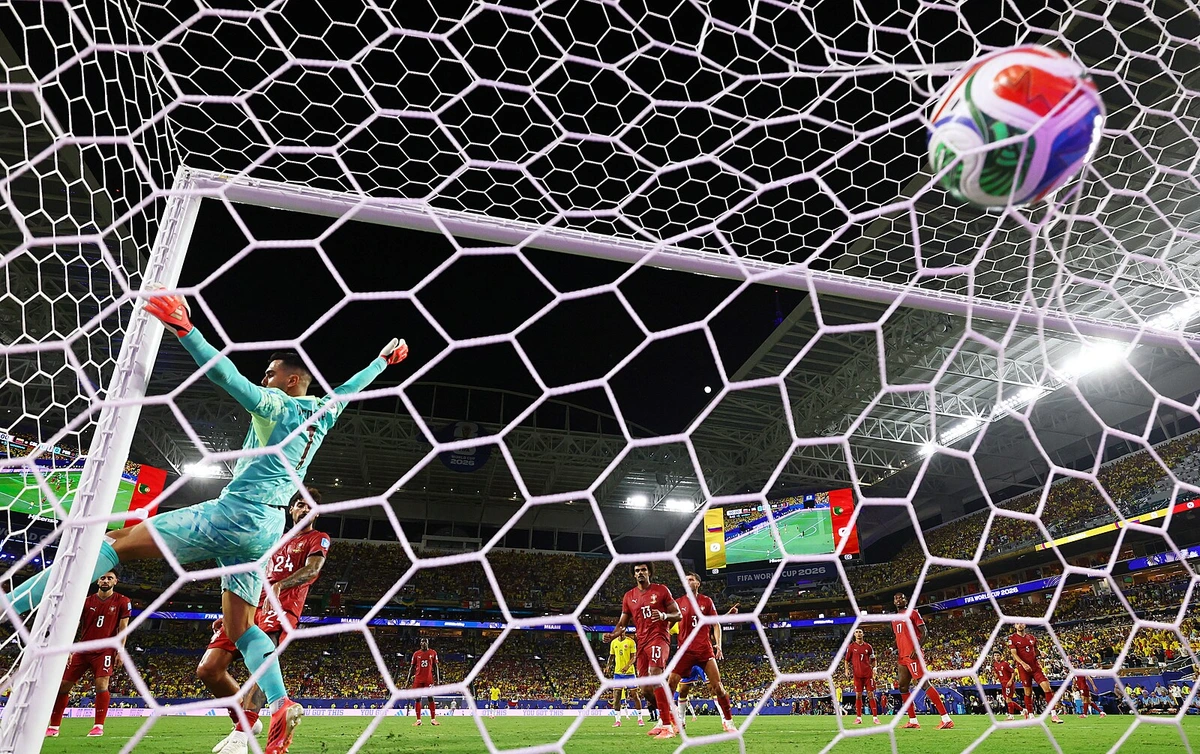 Kolumbie - Portugalsko 0:0, titěrný ofsajd zachránil Evropany. Bezbrankový mač bavil