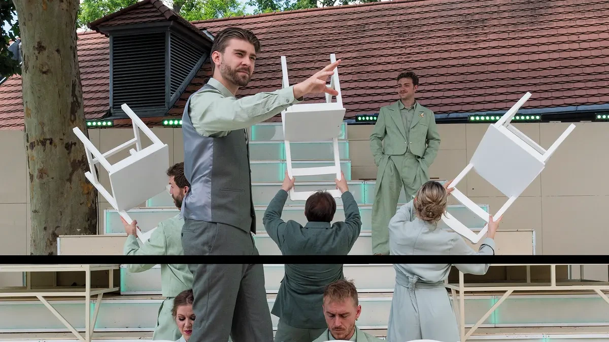 RECENZE: Klan Baťa a jeho produkt, československý člověk - Novinky