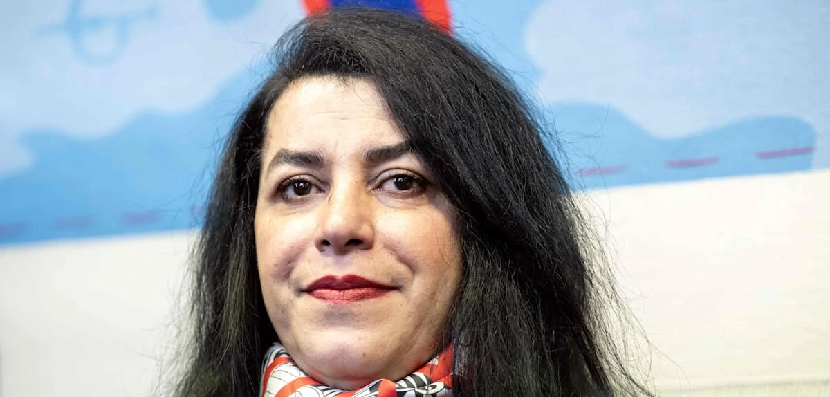 Comiczeichnerin Marjane Satrapi mit 56 gestorben – „vor Kummer“, sagen die Angehörigen