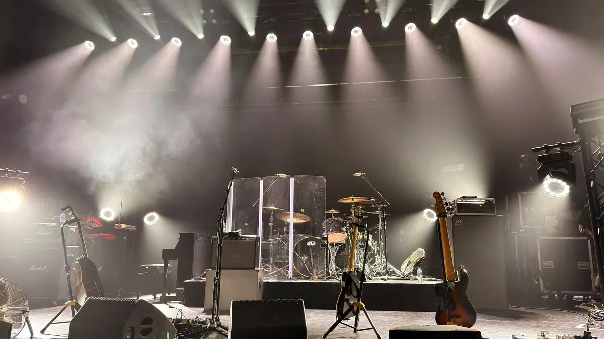 Kapela Vintage Boyz zrušila účast na festivalu kvůli Zóně A. Vadí jí politické názory jejího zpěváka  - Novinky