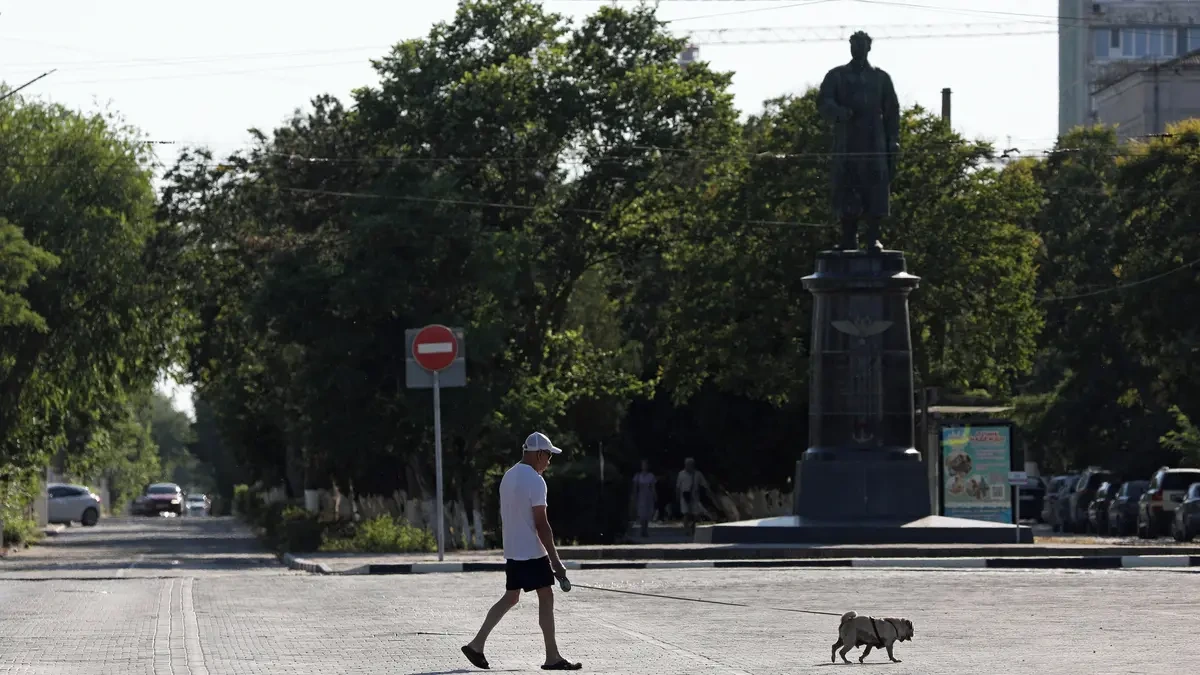 Podniky na Krymu propouštějí, zpožďují se výplaty mezd - Novinky