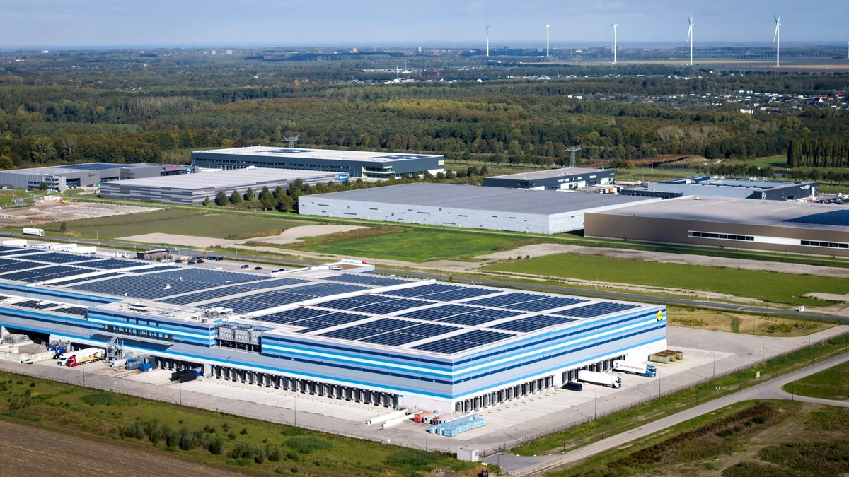 Lidl versnelt elektrische bevoorrading alle winkels met drie jaar: ’Goedkoper, dus voordeliger voor de consument’