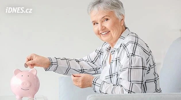 Věková valorizace: vláda chce seniorům přidávat dřív a častěji. Kolik to bude stát?