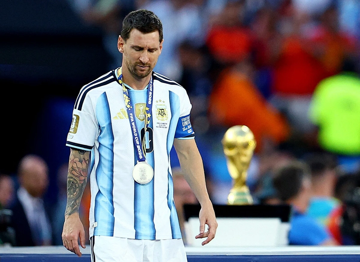 Je tohle sbohem, Leo? Messi slzel a trenér doufá: Snad jsou na něj všichni hrdí