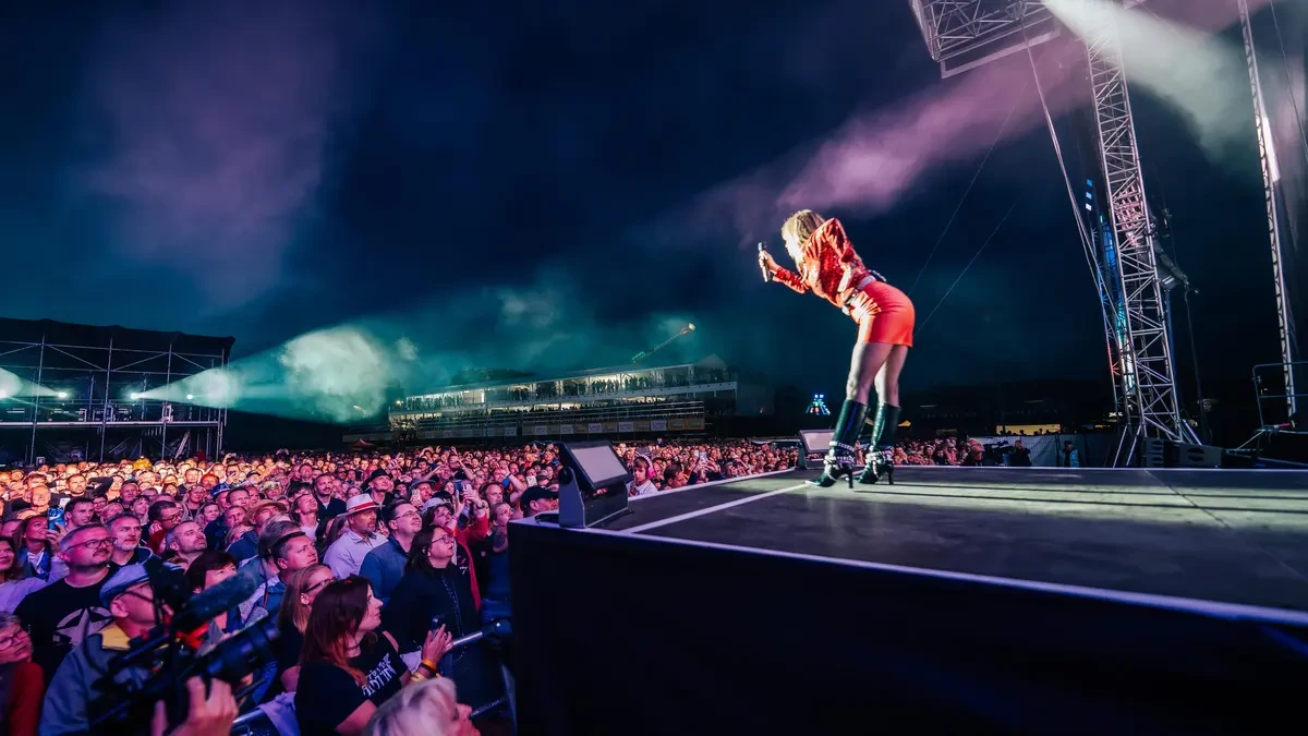 Na Benátské! kralovali Roxette i česká a slovenská poprocková špička - Novinky