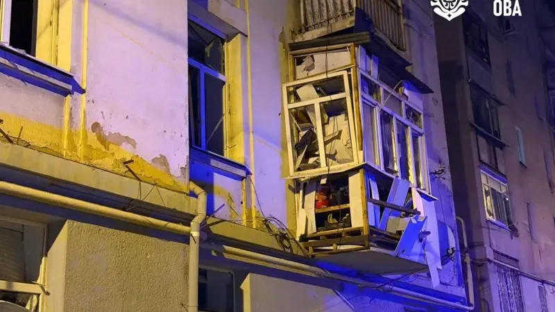 Ruská armáda v noci bombardovala Oděsu a Sumy, Ukrajina hlásí dva mrtvé - Novinky