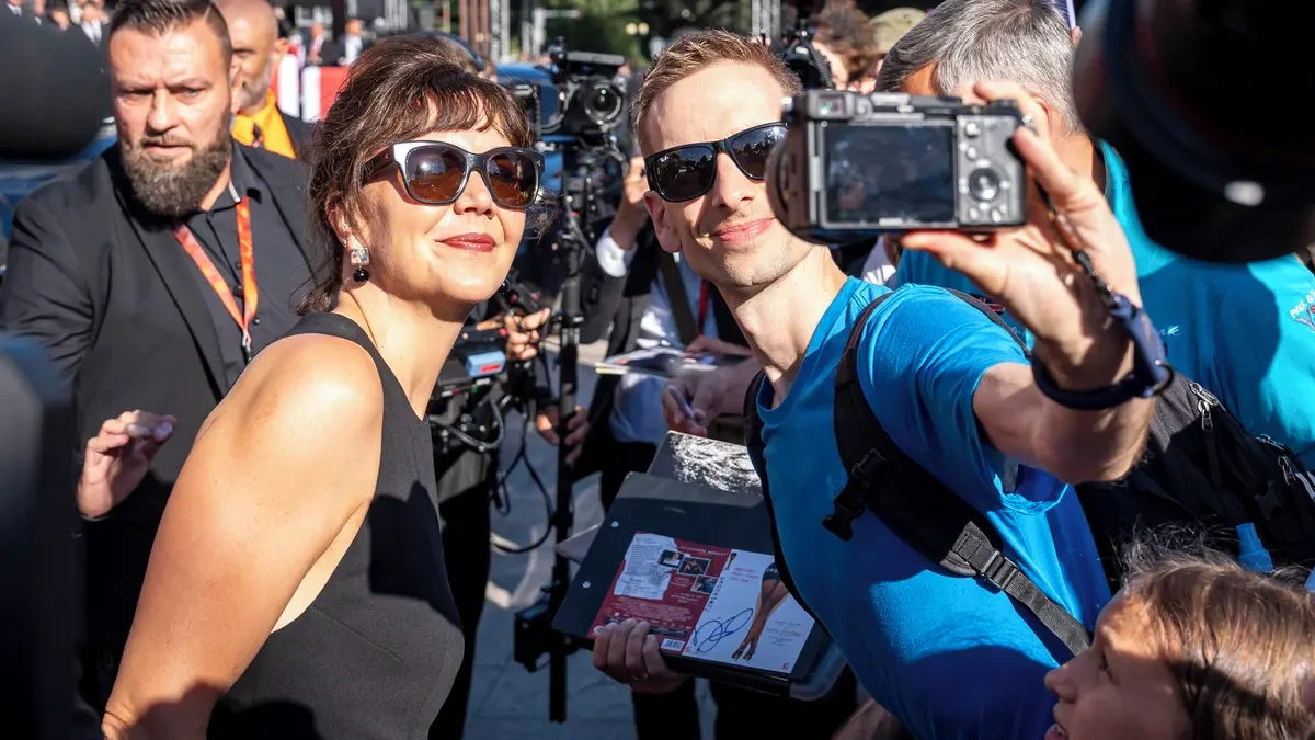 FOTO: Ve Varech se točí filmové hvězdy. Festival je v polovině - Novinky