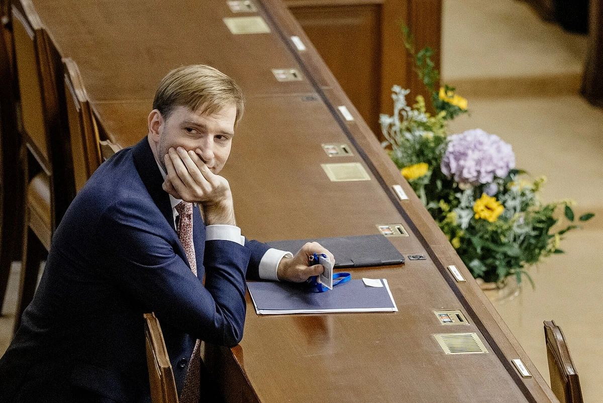 Vojtěch hájí návrh nalít do zdravotnictví 20 miliard. Šťastný mluví o nutnosti změn