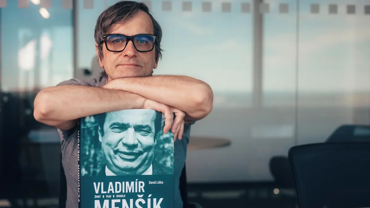 Spisovatel David Liška: Vladimír Menšík věděl, že každý večírek může být fatální - Novinky