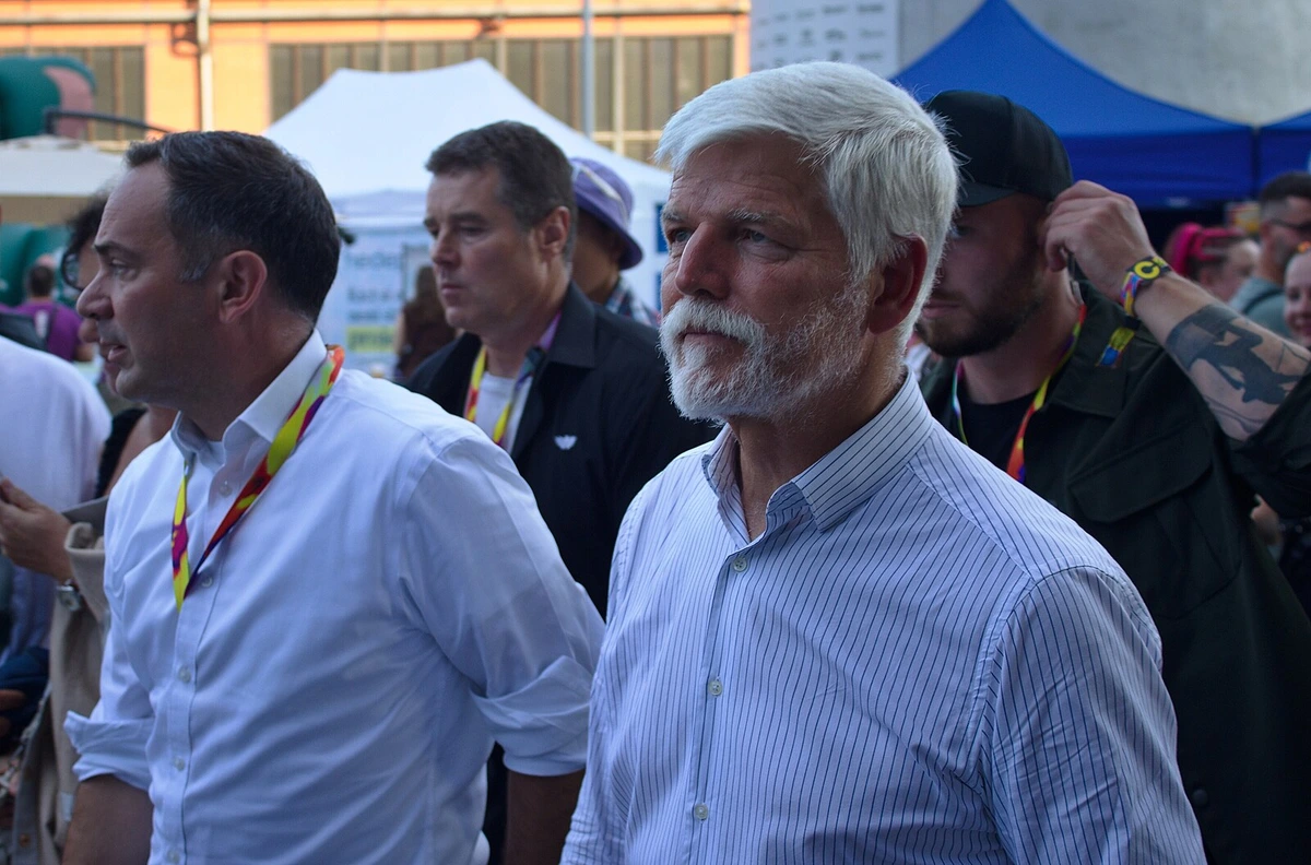 Pavlovo veto je jen začátek. To nejtvrdší mezi Hradem a vládou teprve přijde