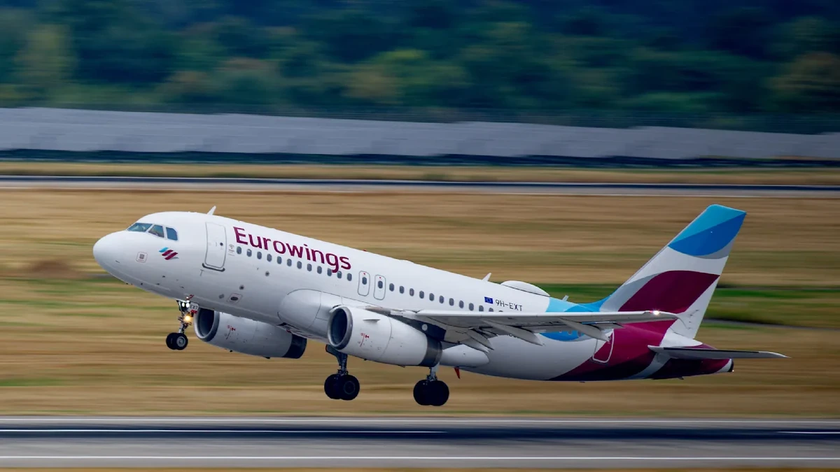 Kurz nach Start in Stuttgart: Blitz trifft Eurowings-Flieger mit 106 Passagieren