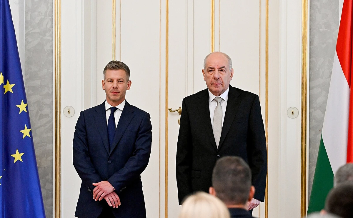 V Maďarsku schválili dodatek k ústavě, cílí na konec prezidenta