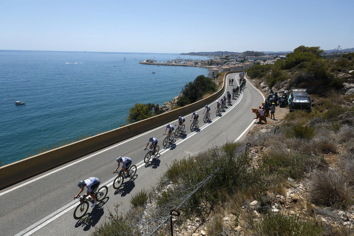La tercera etapa del Tour, sin público en territorio francés: "Un incendio excepcional, medidas excepcionales"