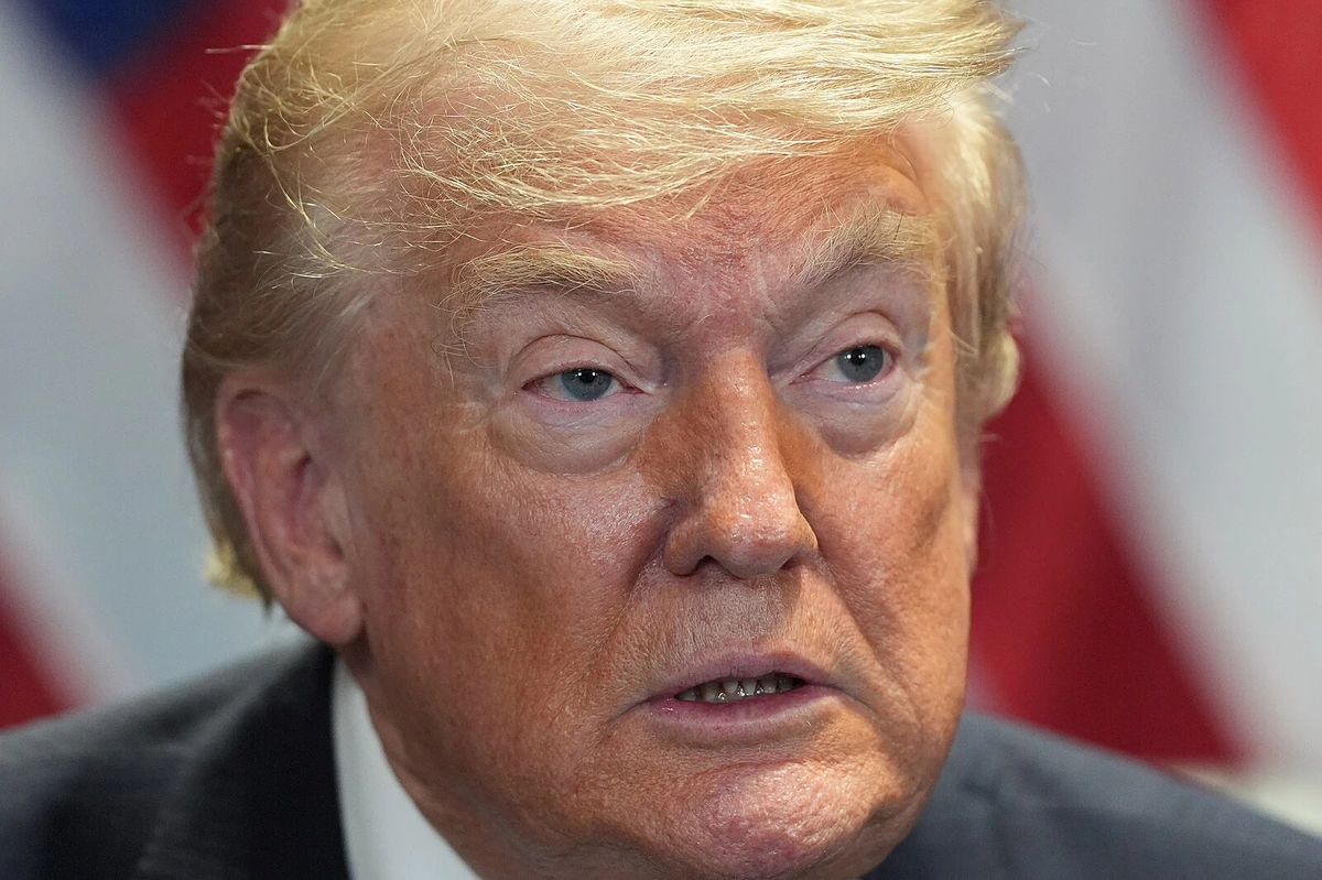 Na Írán poletí tisíc raket. Trump napsal „závěť“, pro případ, že bude zavražděn