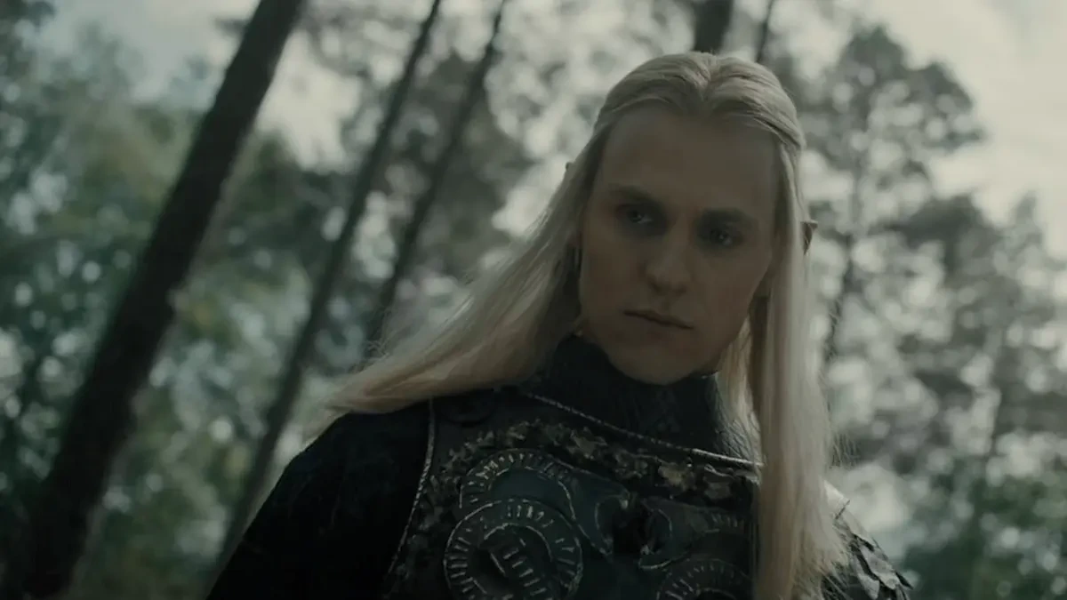 Pán prstenů na dvou frontách. V seriálu se objeví Celeborn, film čelí kritice za „moc bílé“ obsazení - Novinky