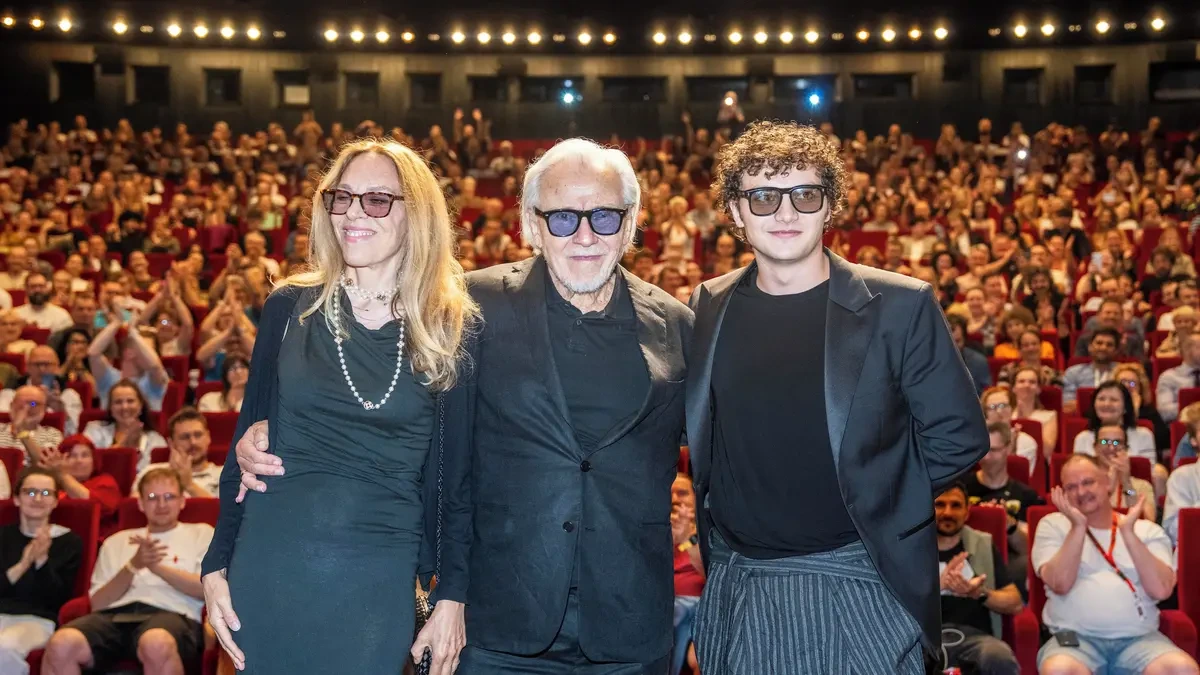 FOTO: Harvey Keitel uvedl ve Velkém sále Špinavé ulice - Novinky