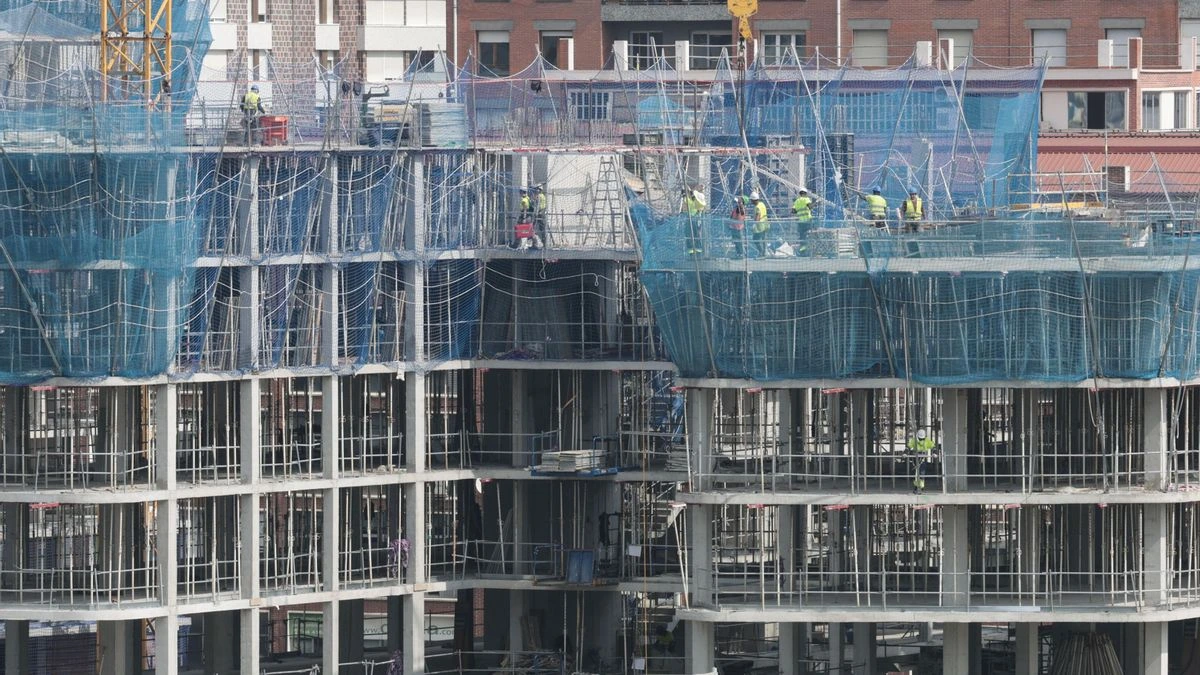 El ICO activará en septiembre préstamos por valor de 12.250 millones para construir vivienda asequible