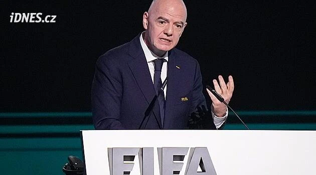 Šíříte nenávist, zatímco FIFA tvrdě pracuje. Infantino po MS pálí do kritiků