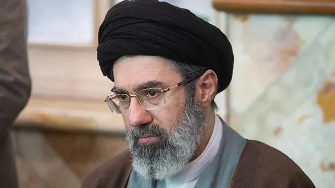 Untergetaucht im Iran: CIA und Mossad jagen Ober-Mullah Modschtaba Chamenei