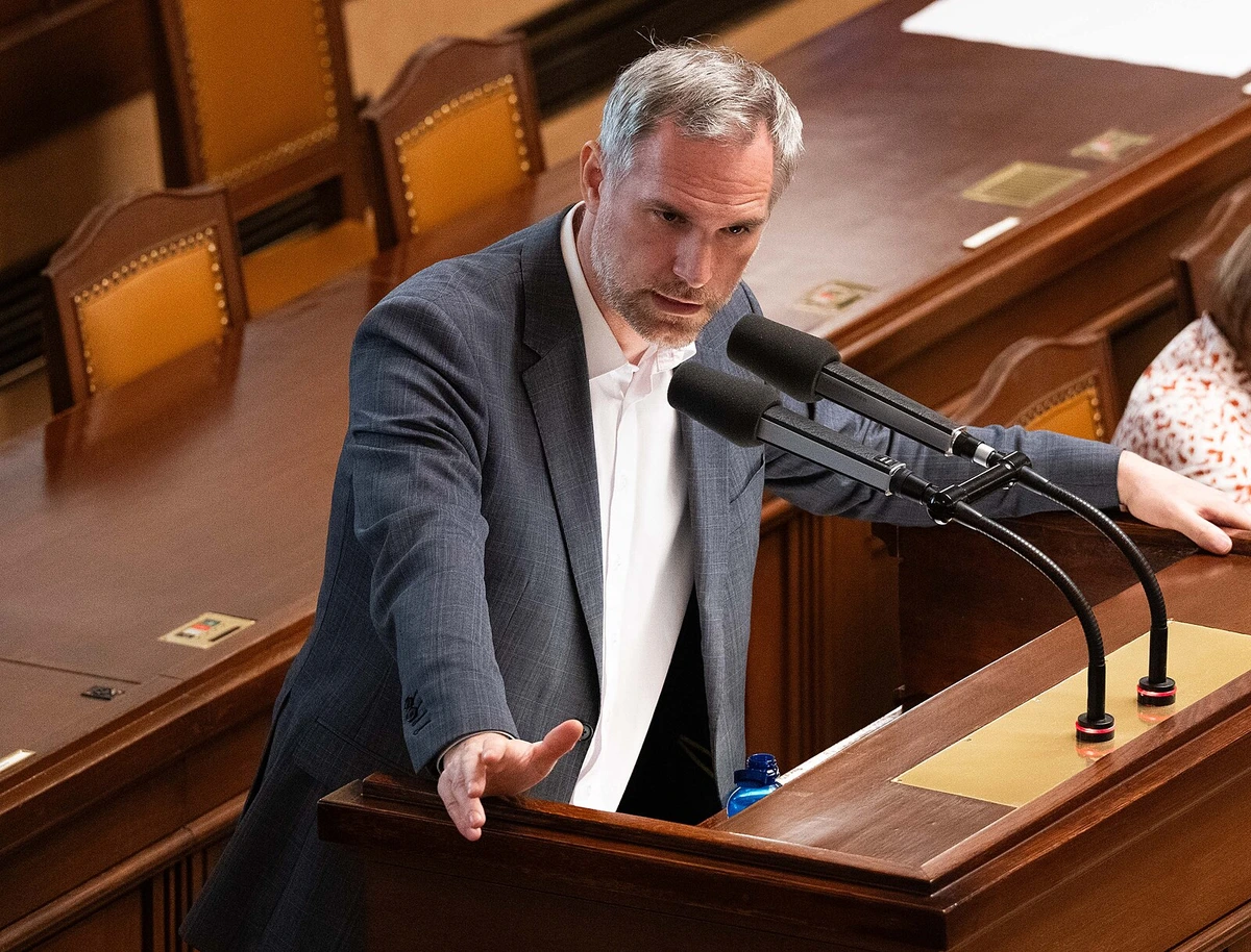 Babiše čeká studená sprcha, tvrdí Hřib. Havel vytkl vládě rozkol s prezidentem
