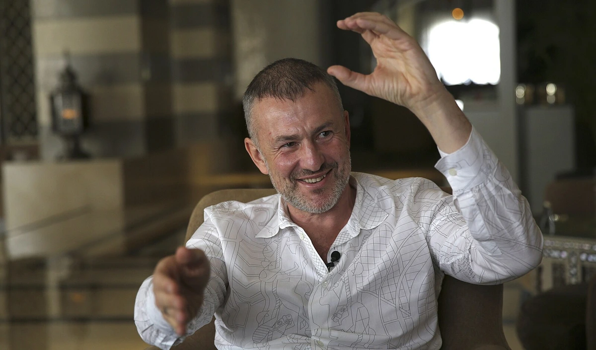Ruští oligarchové se hlásí o slovo. Chtějí zvrátit izolaci země, ale nesmí to přehnat
