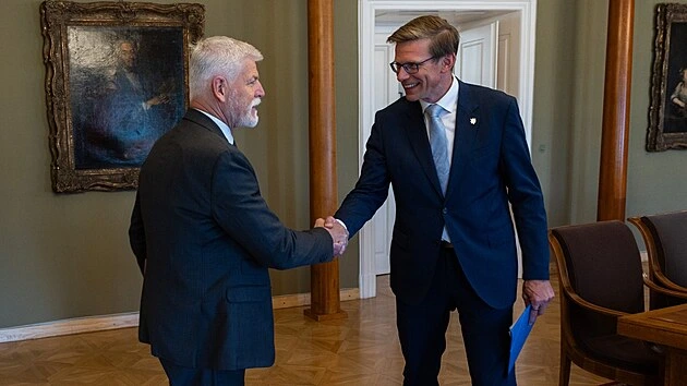 Pravdu má náčelník! Proč Kupka pomáhá Pavlovi k roli neformálního lídra opozice?