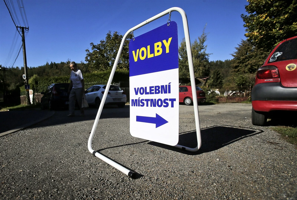 Do Senátu chtějí tváře z univerzity a kraje. Nové hnutí věří, že uspěje i bez kampaně