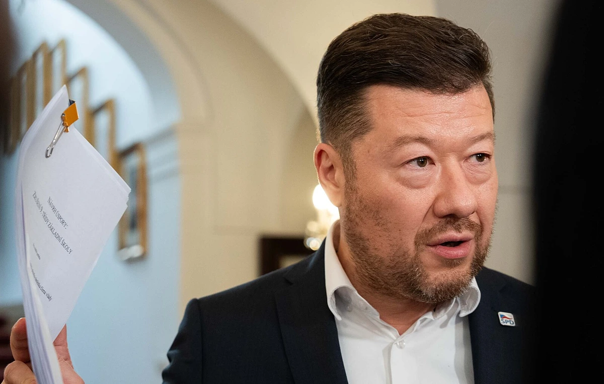 Česko poslalo na zbraně pro Ukrajinu 140 milionů. S Babišem si to Okamura vyříkal