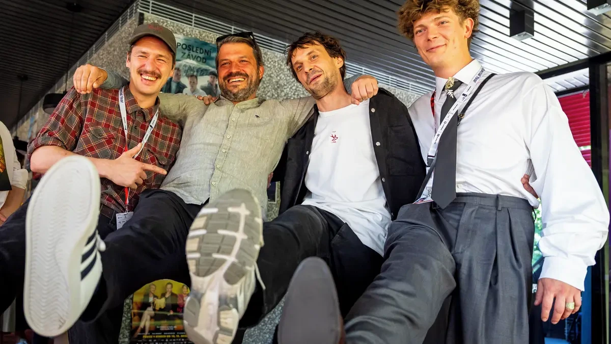 Místo spartakiády rokenrol. Vzniká film o koncertu Rolling Stones na Strahově - Novinky