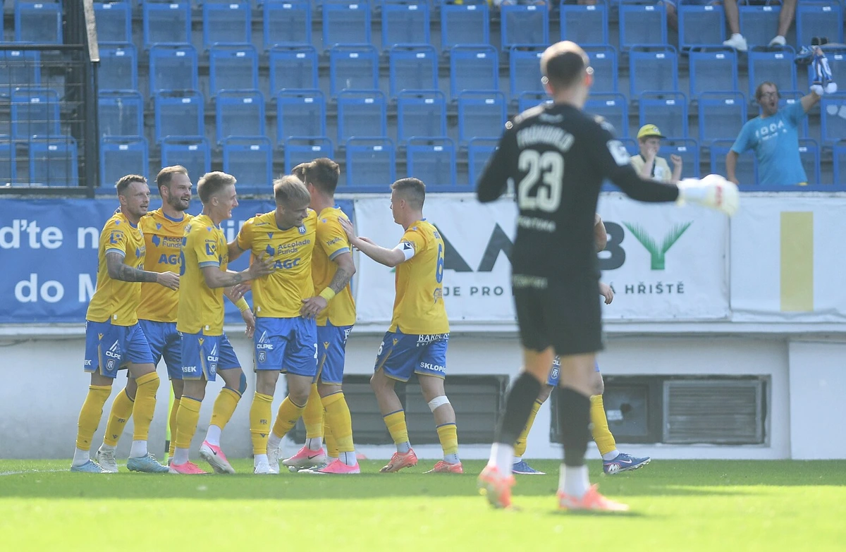Teplice - Bohemians 3:1, domácí navázali na závěr jara, dva góly dal Pulkrab