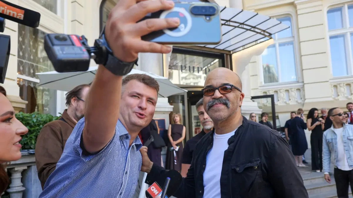 Do Varů dorazil Jeffrey Wright. Získá Cenu prezidenta MFF KV - Novinky