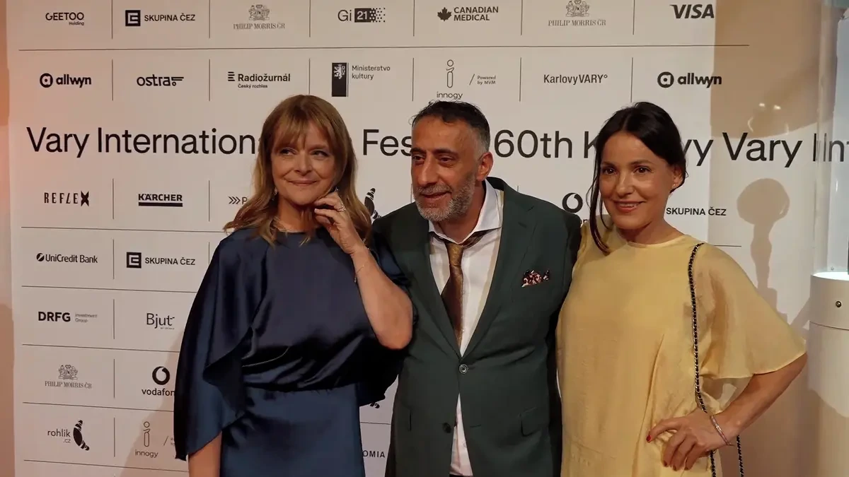 Překvapení na festivalu ve Varech: Dorazila herečka Nastassja Kinski
