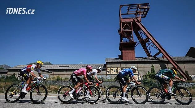 Tour ONLINE: Z Vackovy skupiny odjíždí silná šestka, peloton se šetří