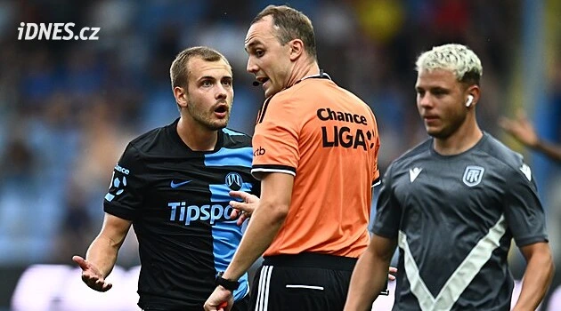 Sestřihy 2. kola Chance Ligy. Slavia znovu dominovala, Liberec hrál hodinu v devíti