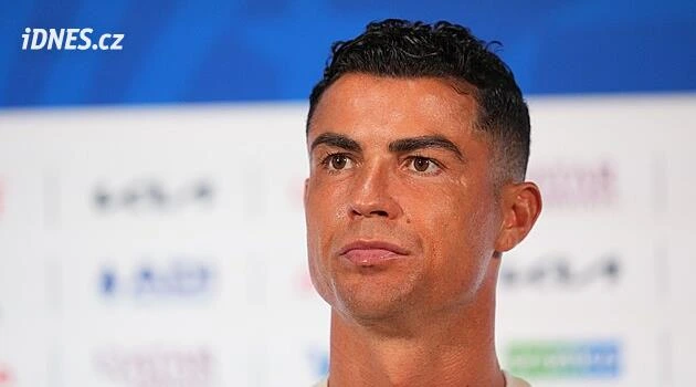 Ronaldo ukázal své „hračky“ v garáži. Luxusní sbírkou vyrazil fanouškům dech