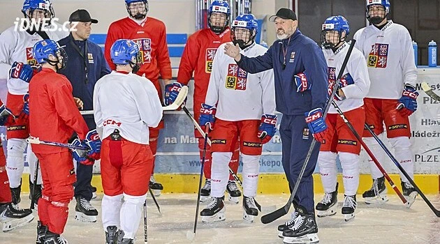 Finové vystavili osmnáctce stopku. Češi si semifinále Hlinka Gretzky Cupu nezahrají